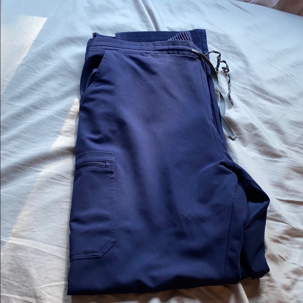 Figs YOLA Scrub Pants Navy Blue in XLT